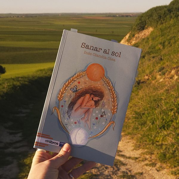 Libro sanar al sol escrito por Inés Olandía