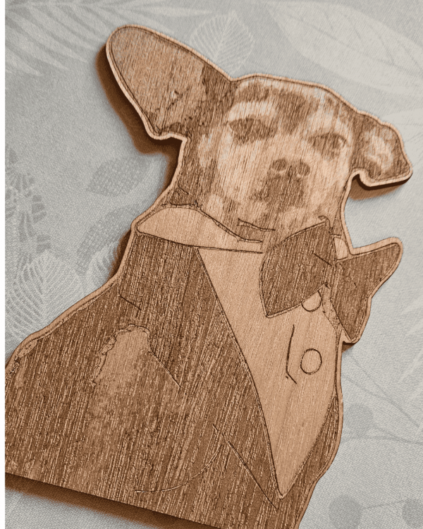 Grabado de mascota en madera - Imagen 2